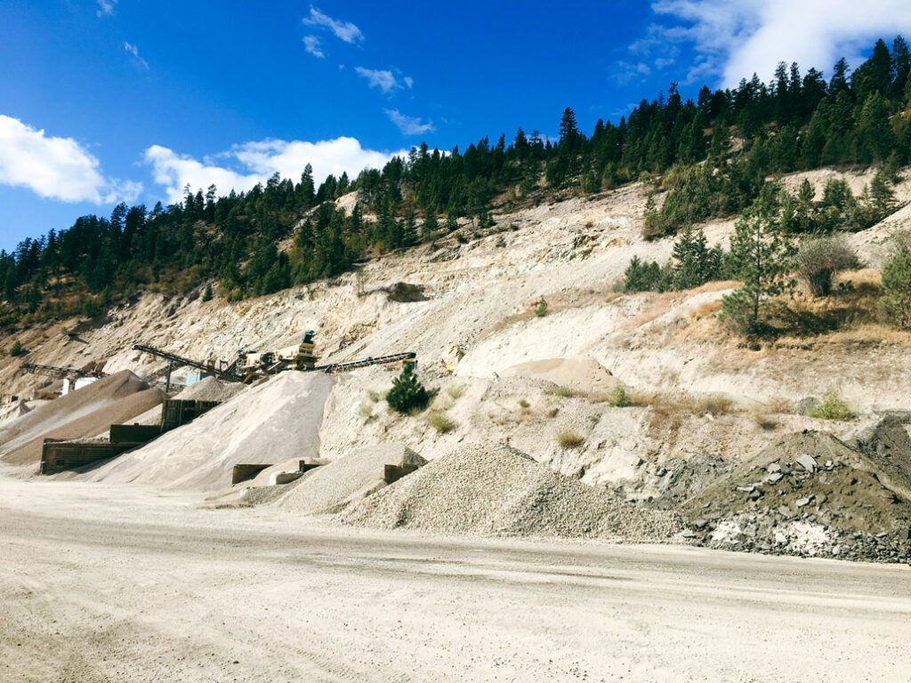 Predator Ridge Quarry looking up